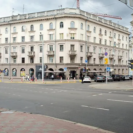 Апартаменти Kvartira Na Nemiga